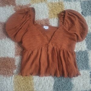 Le Lis Rust Puff Sleeve Crop Top